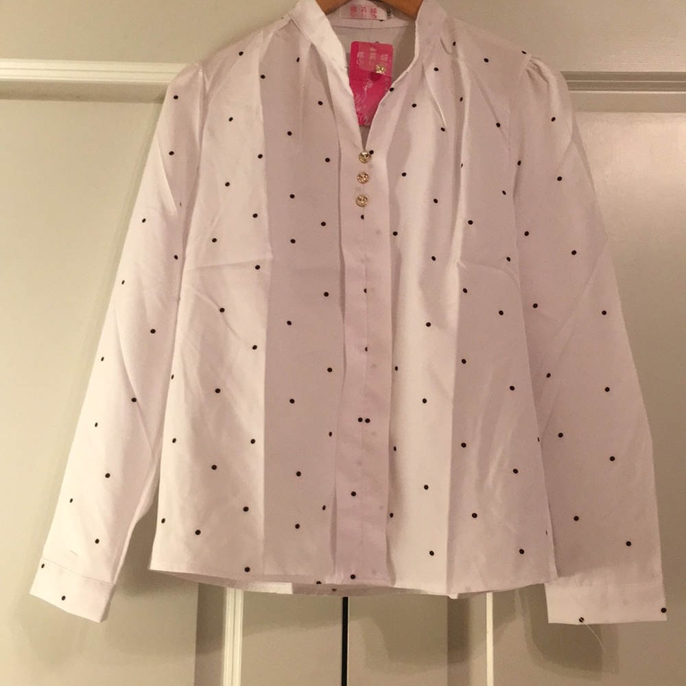 L/S whit blouse w/black dots NWT Asian sizing XXL